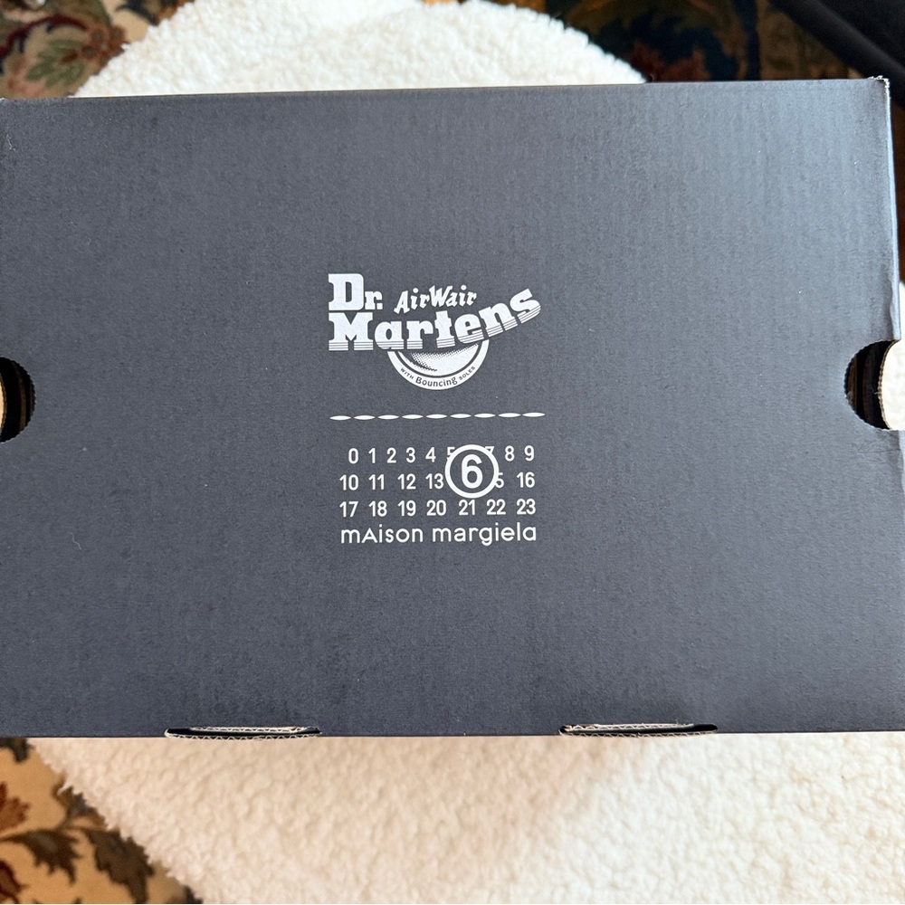 Dr. Martens x MM6 1461 - Picture 5 of 6